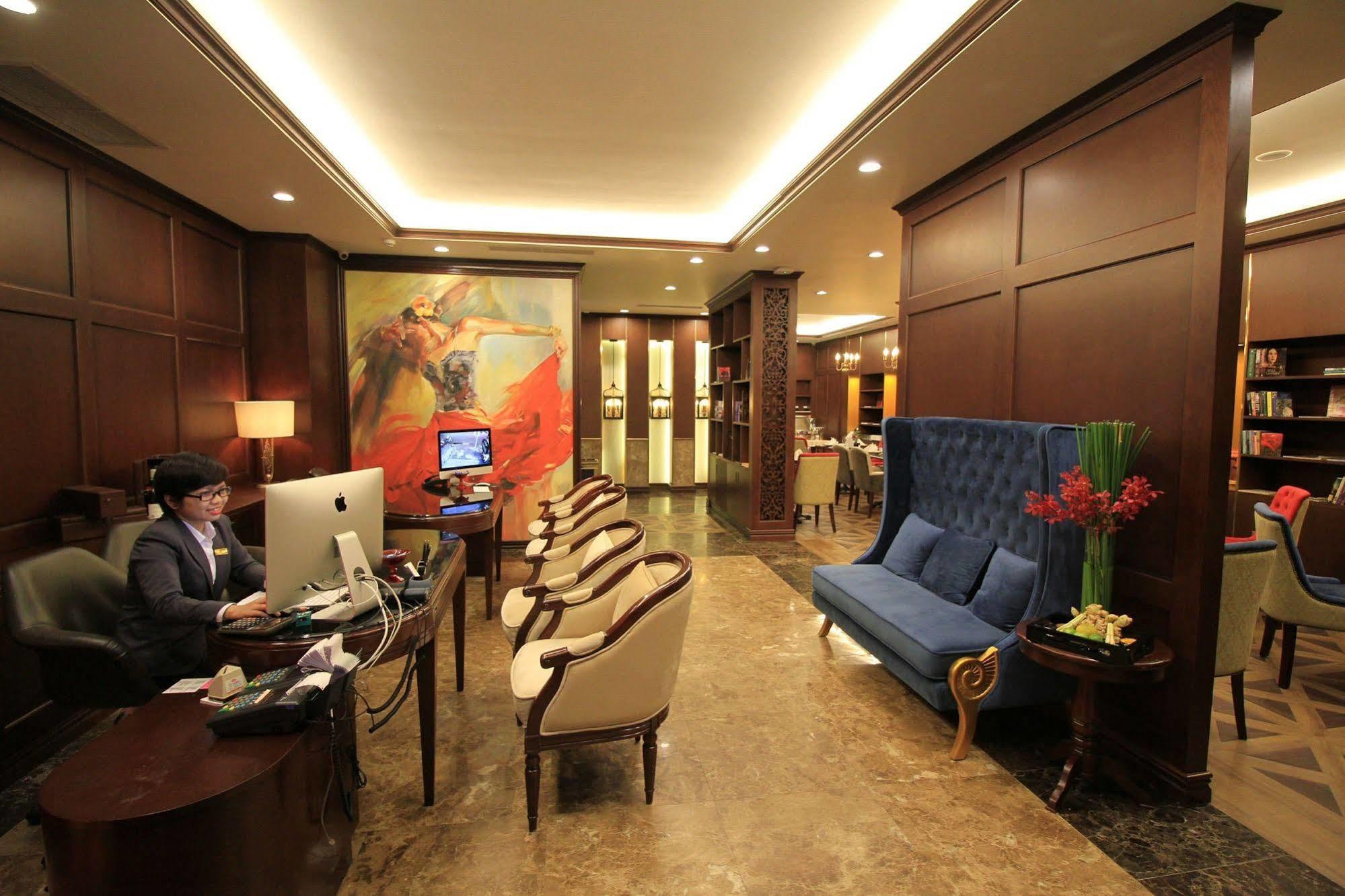 The Scarlett Boutique Hotel Хуе Екстериор снимка