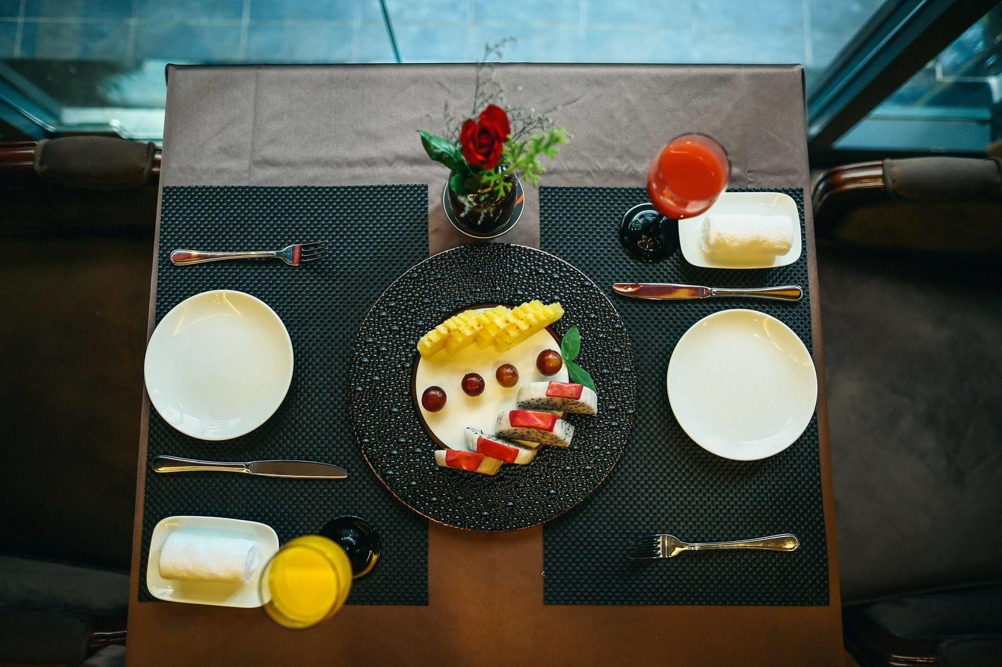The Scarlett Boutique Hotel Хуе Екстериор снимка