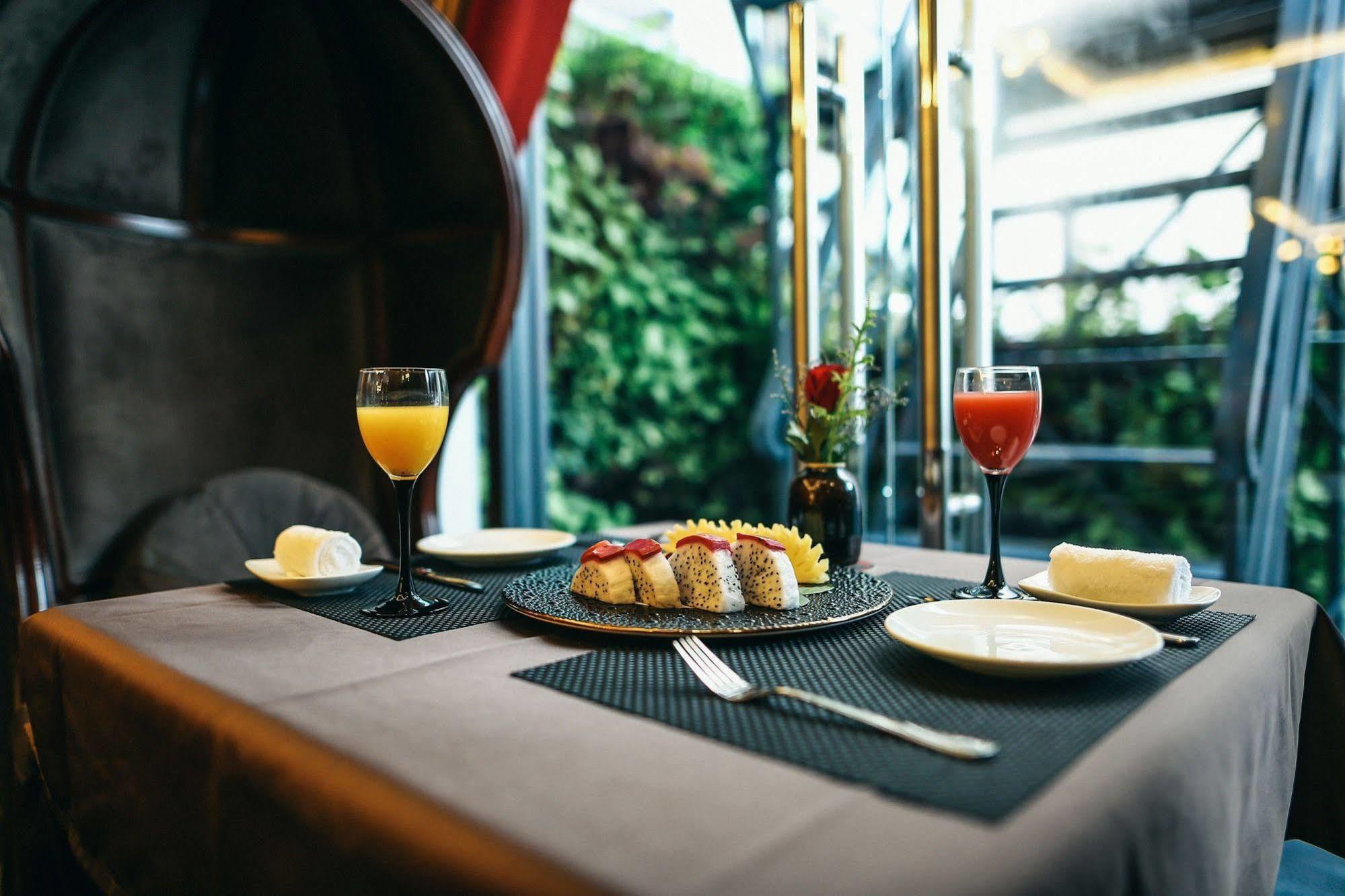 The Scarlett Boutique Hotel Хуе Екстериор снимка